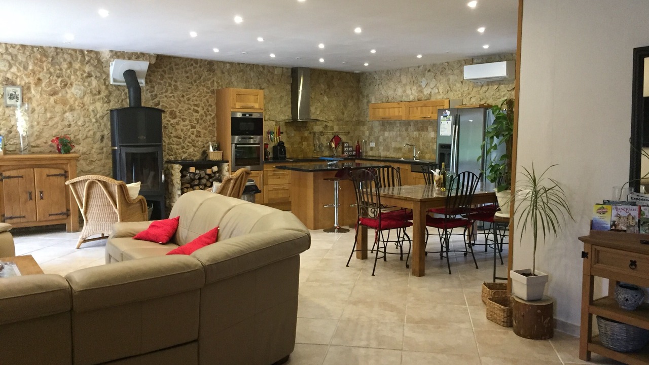 Photo of Livingroom in Pressignac-Vicq