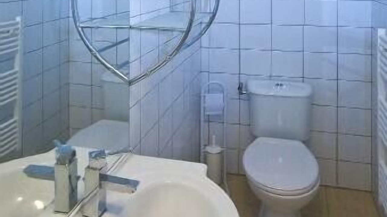 Photo of Bathroom in Echillais