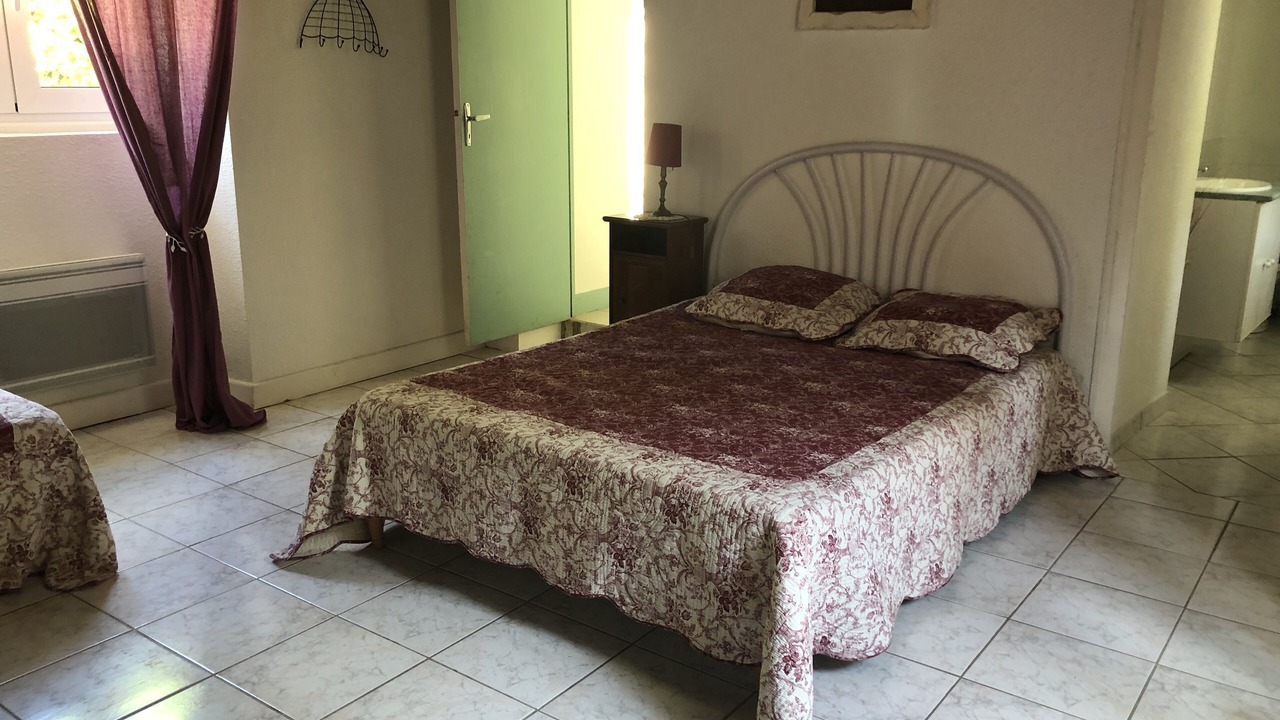Photo of Bedroom in Saint-Genies