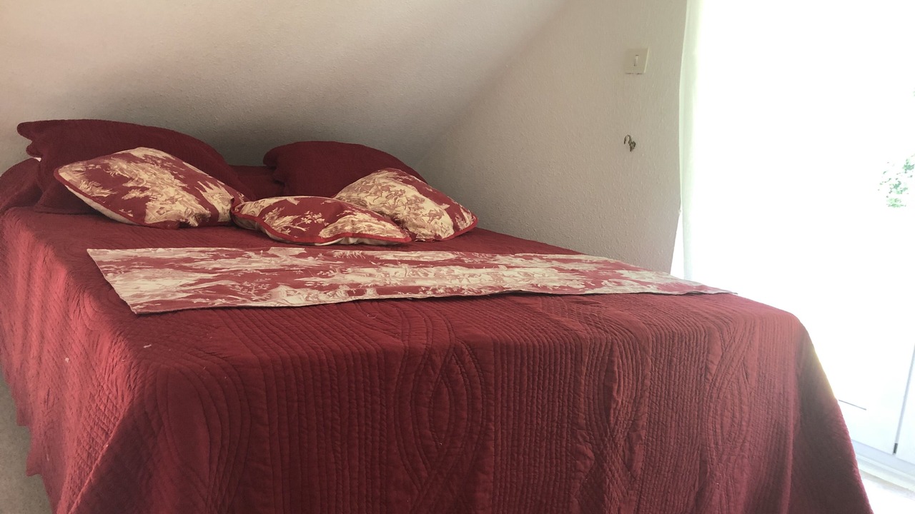 Photo of Bedroom in Saint-Genies
