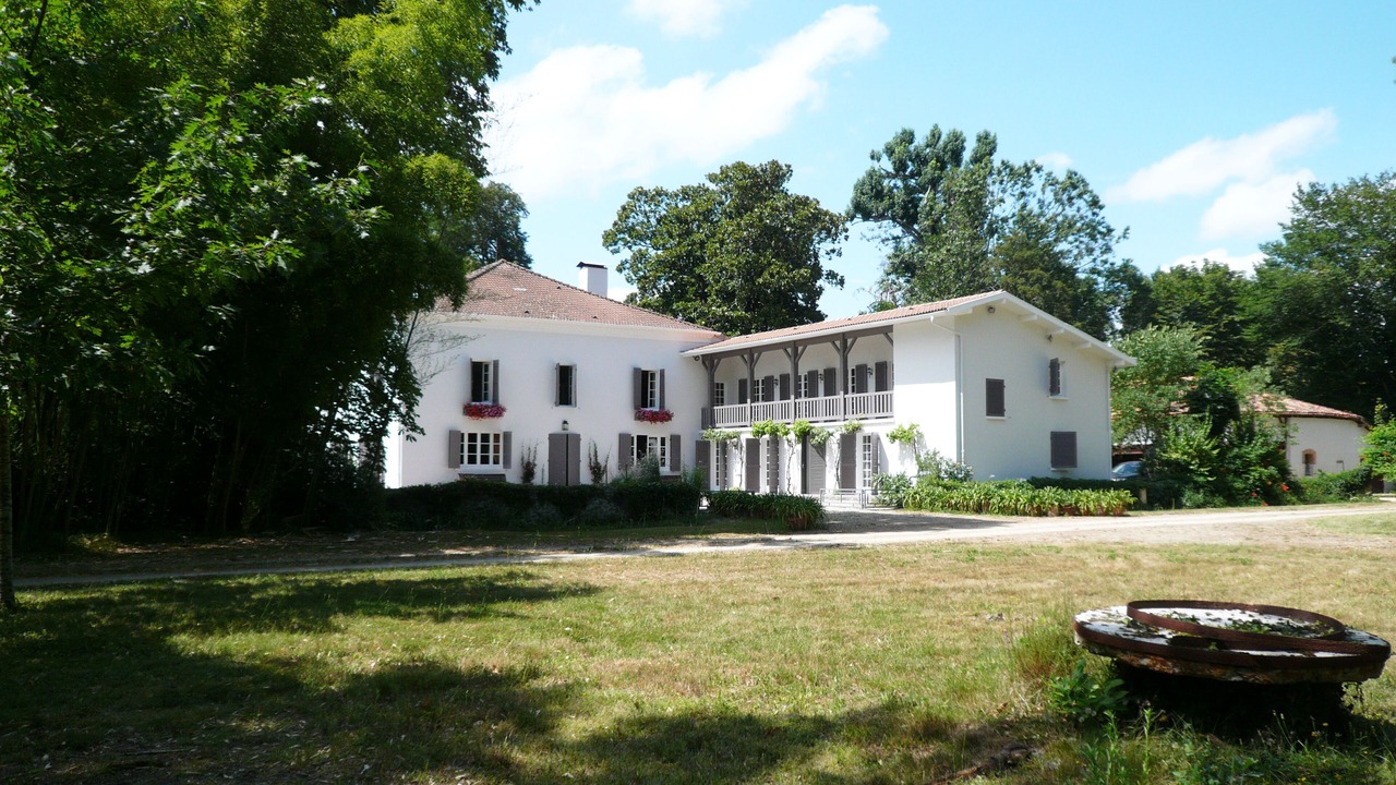 Photo of Outdoor in Saint-Martin-d'Oney