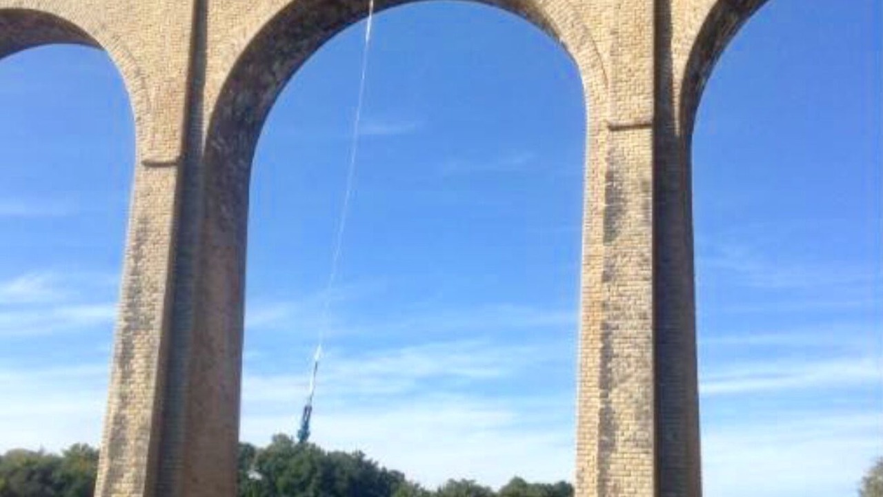Photo of Others in Jousse