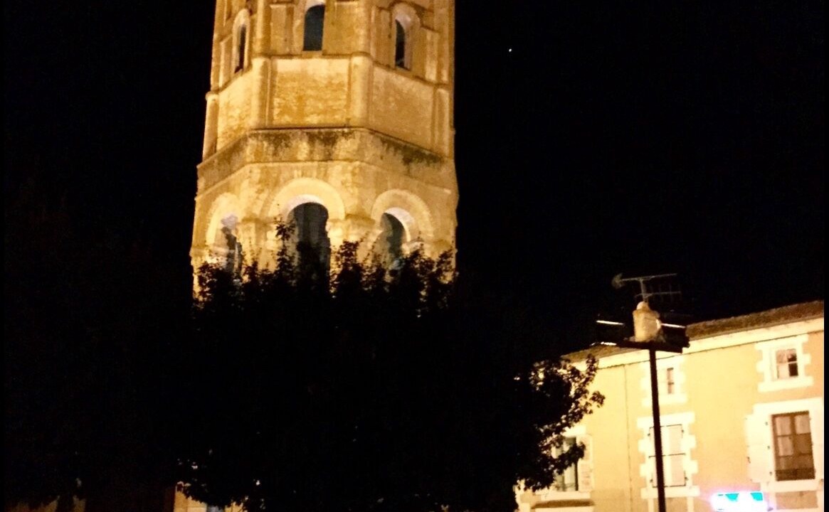 Photo of Others in Jousse