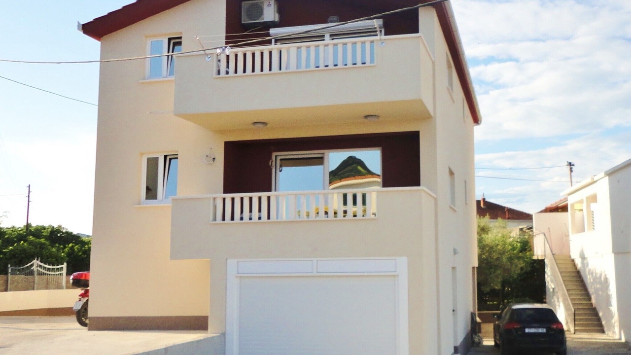 Photo of Outdoor in Slatine
