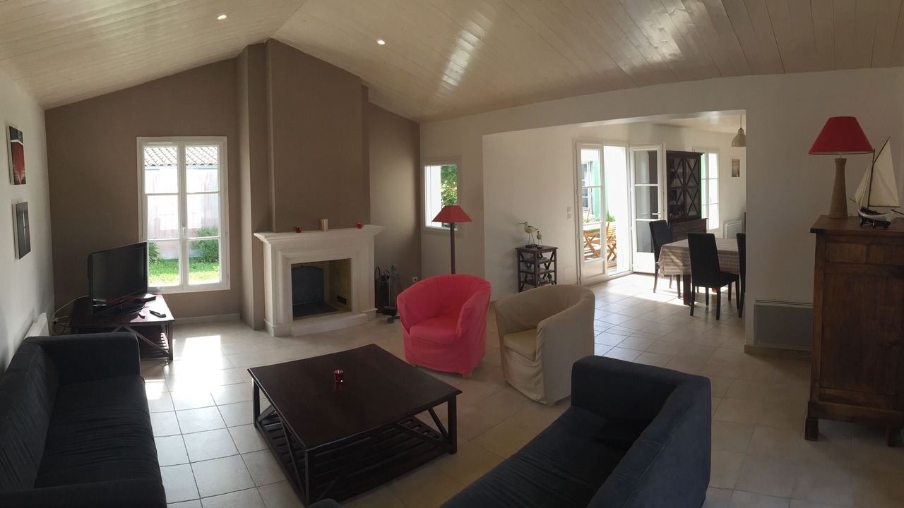 Photo of Livingroom in Les Portes-en-Re