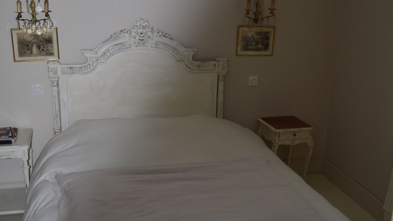 Photo of Bedroom in Cours-de-Pile