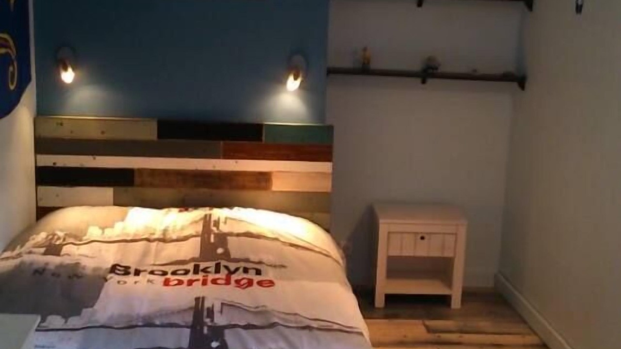 Photo of Bedroom in Villegouge