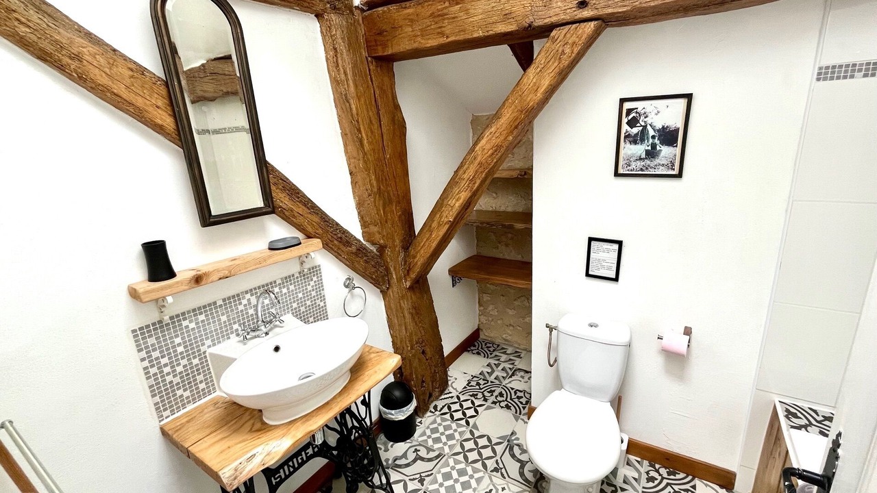 Photo of Bathroom in Courgeac