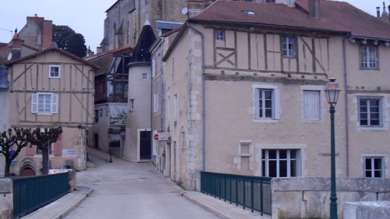 Photo of Others in Journet