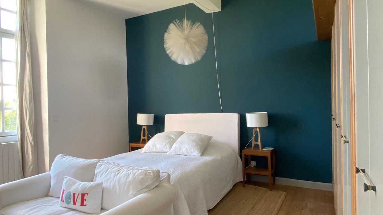 Photo of Bedroom in Langoiran