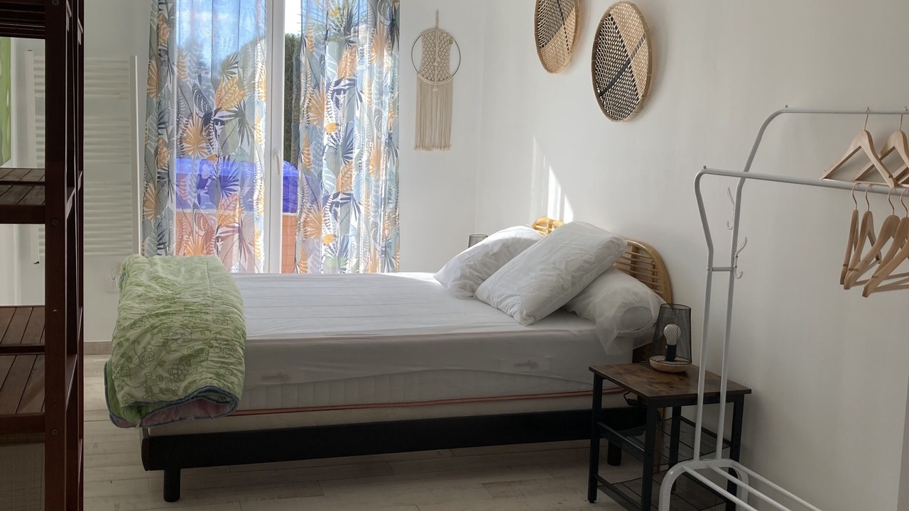 Photo of Bedroom in Ares