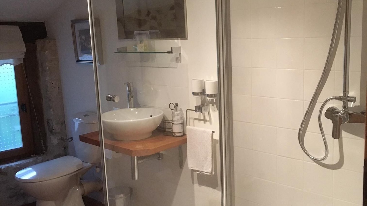 Photo of Bathroom in Dignac