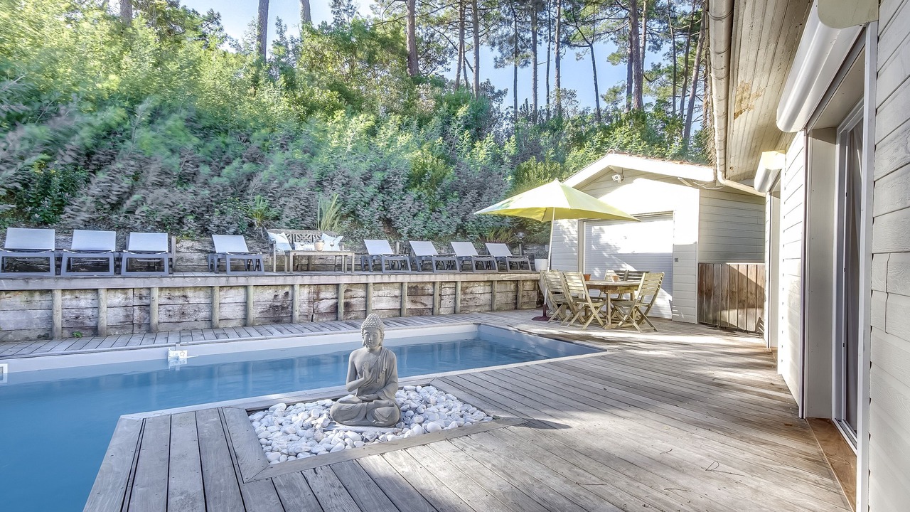 Photo of Outdoor in Le Canon