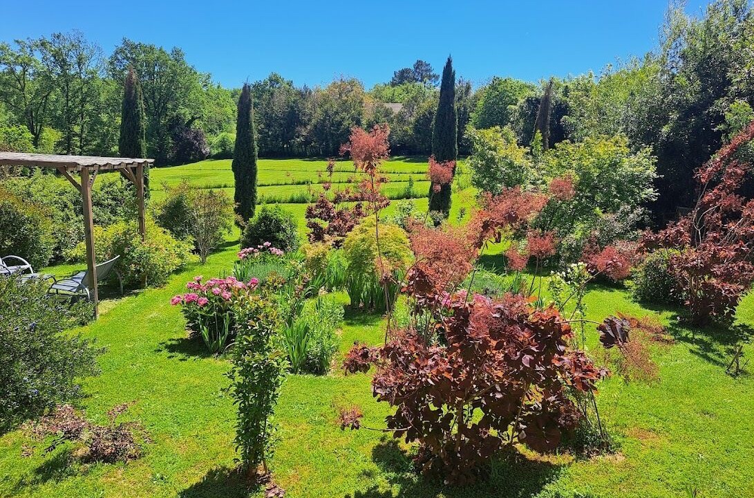 Photo of Outdoor in Saint-Aubin-de-Nabirat