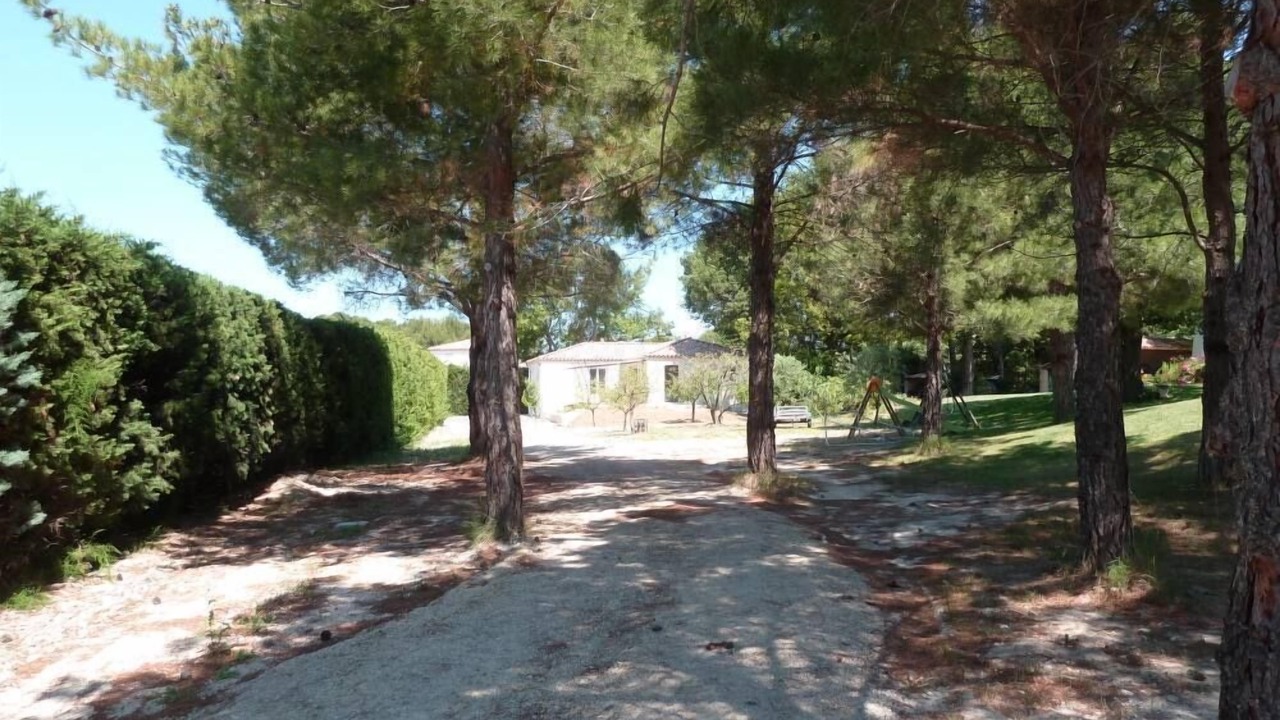 Photo of Outdoor in Eguilles