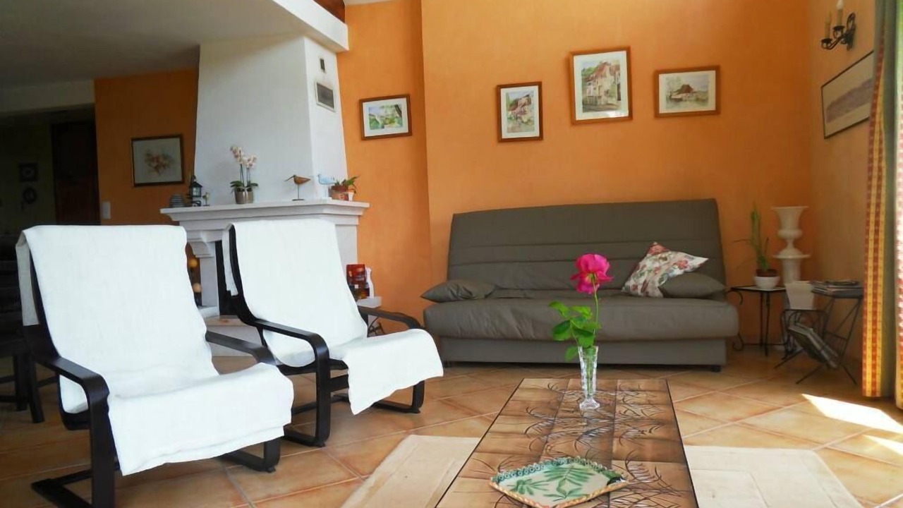 Photo of Livingroom in Burgaronne
