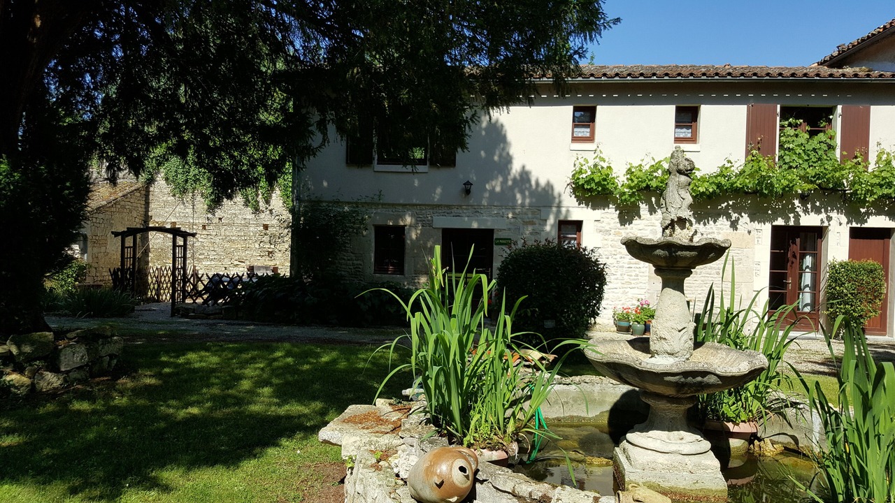 Photo of Others in Chef-Boutonne
