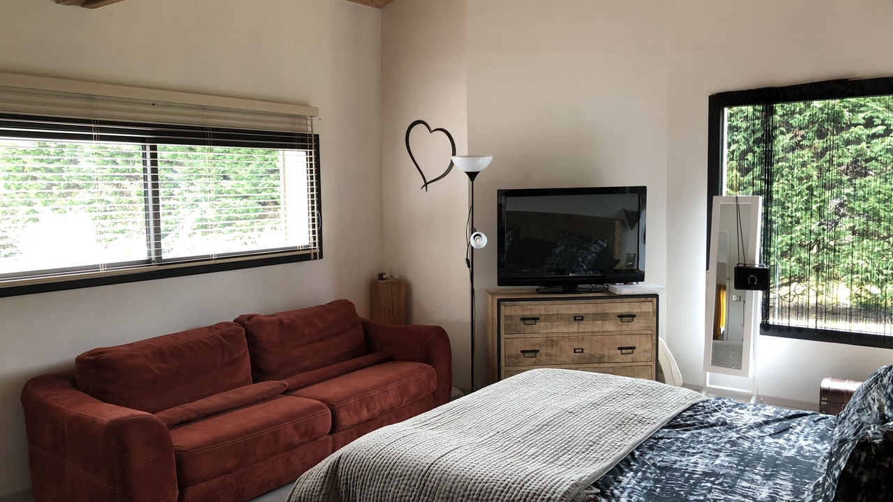 Photo of Bedroom in Messanges