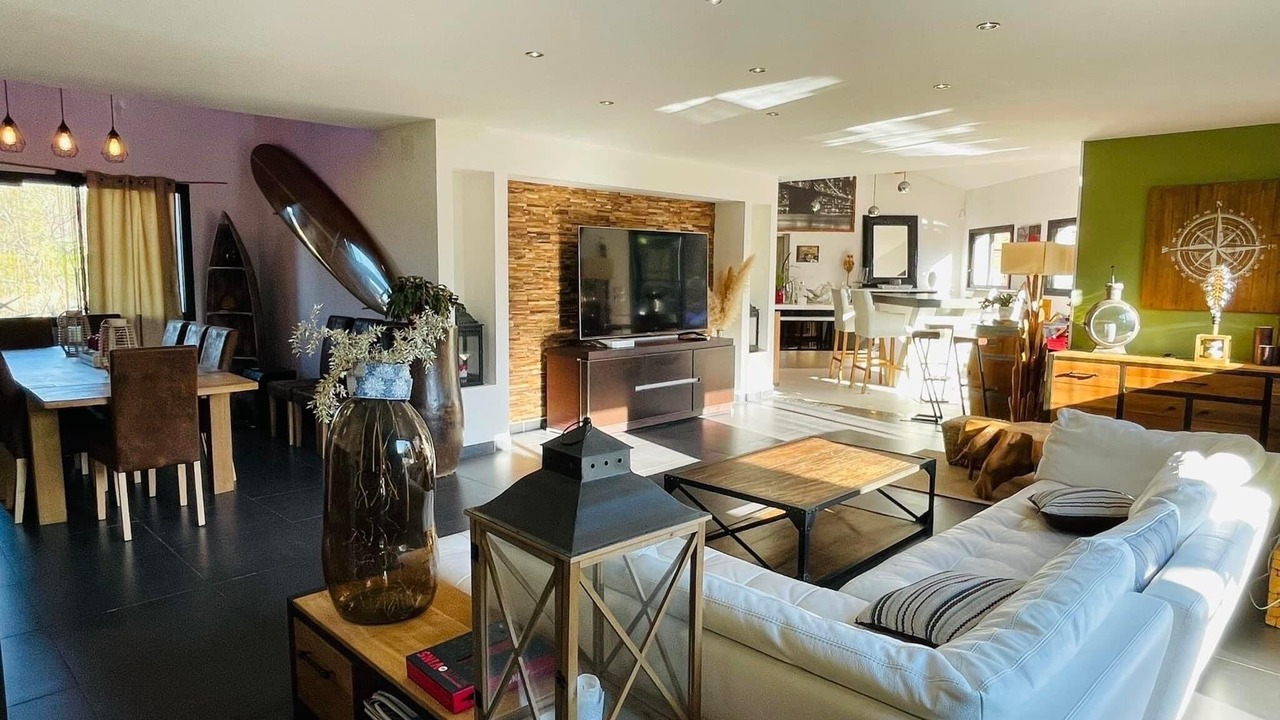Photo of Livingroom in Messanges