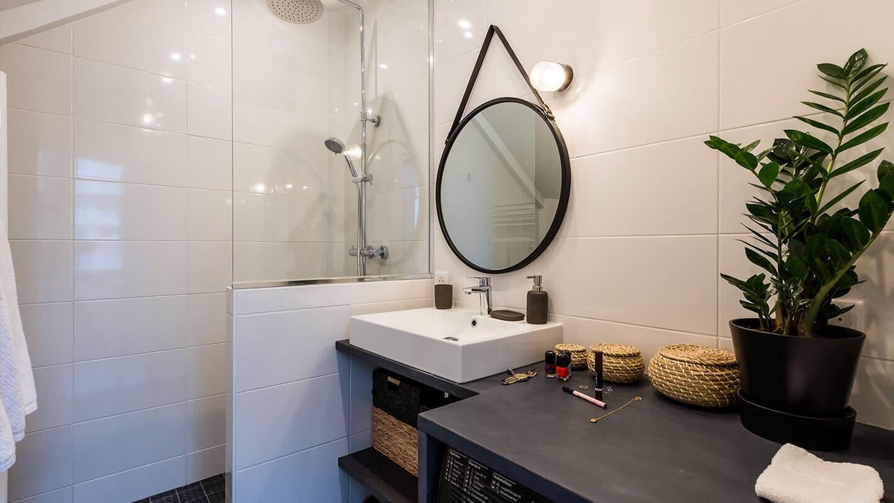 Photo of Bathroom in Biarritz City Centre