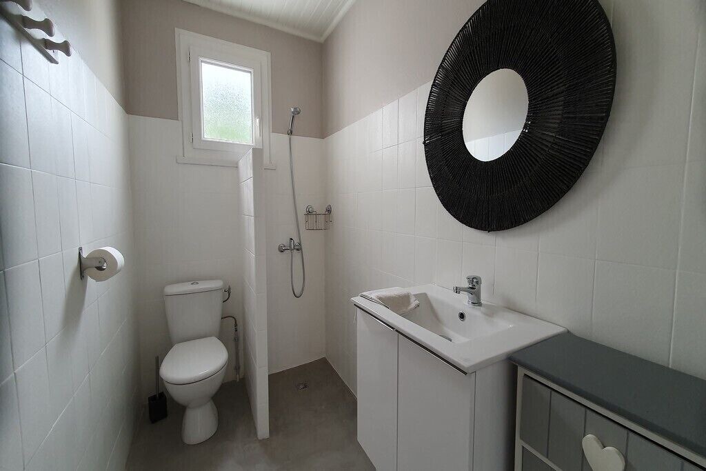 Photo of Bathroom in Bourcefranc-le-Chapus