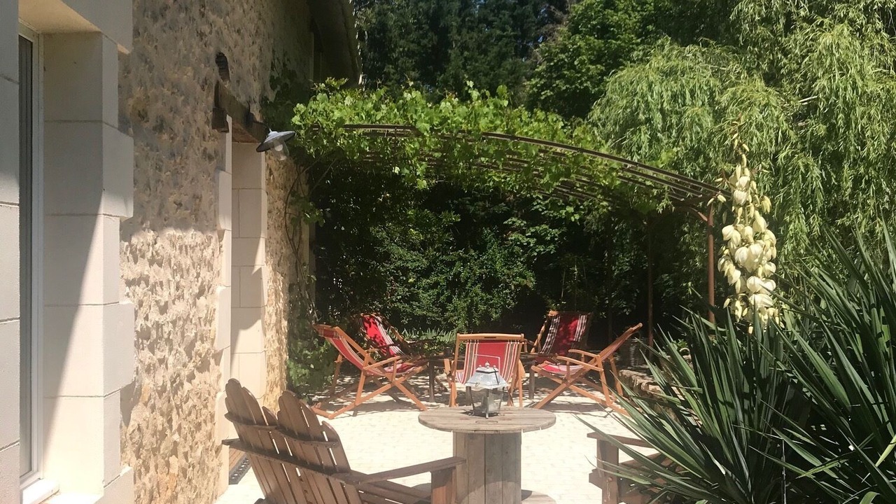 Photo of Patio Balcony in Saulge
