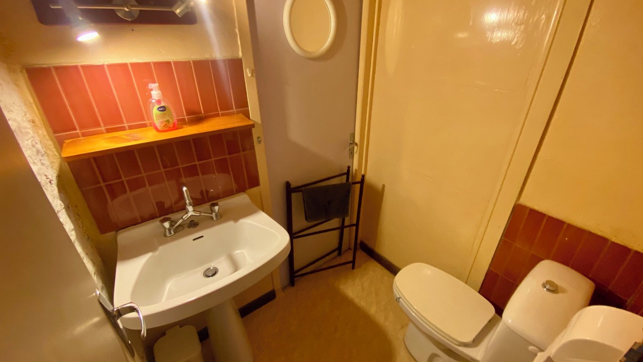 Photo of Bathroom in Sames
