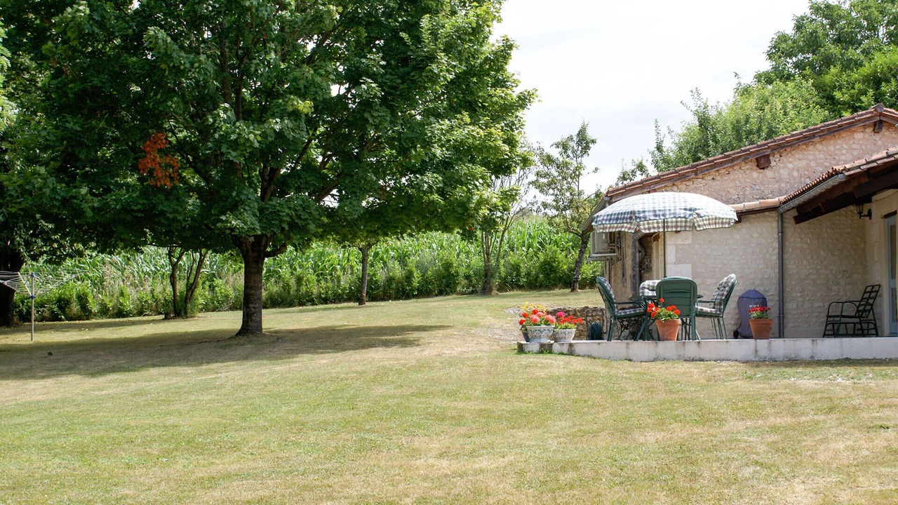 Photo of Outdoor in Bouteilles-Saint-Sebastien