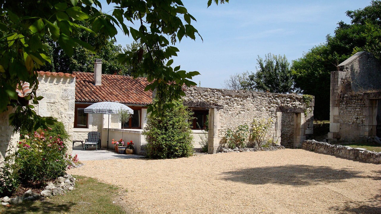 Photo of Outdoor in Bouteilles-Saint-Sebastien