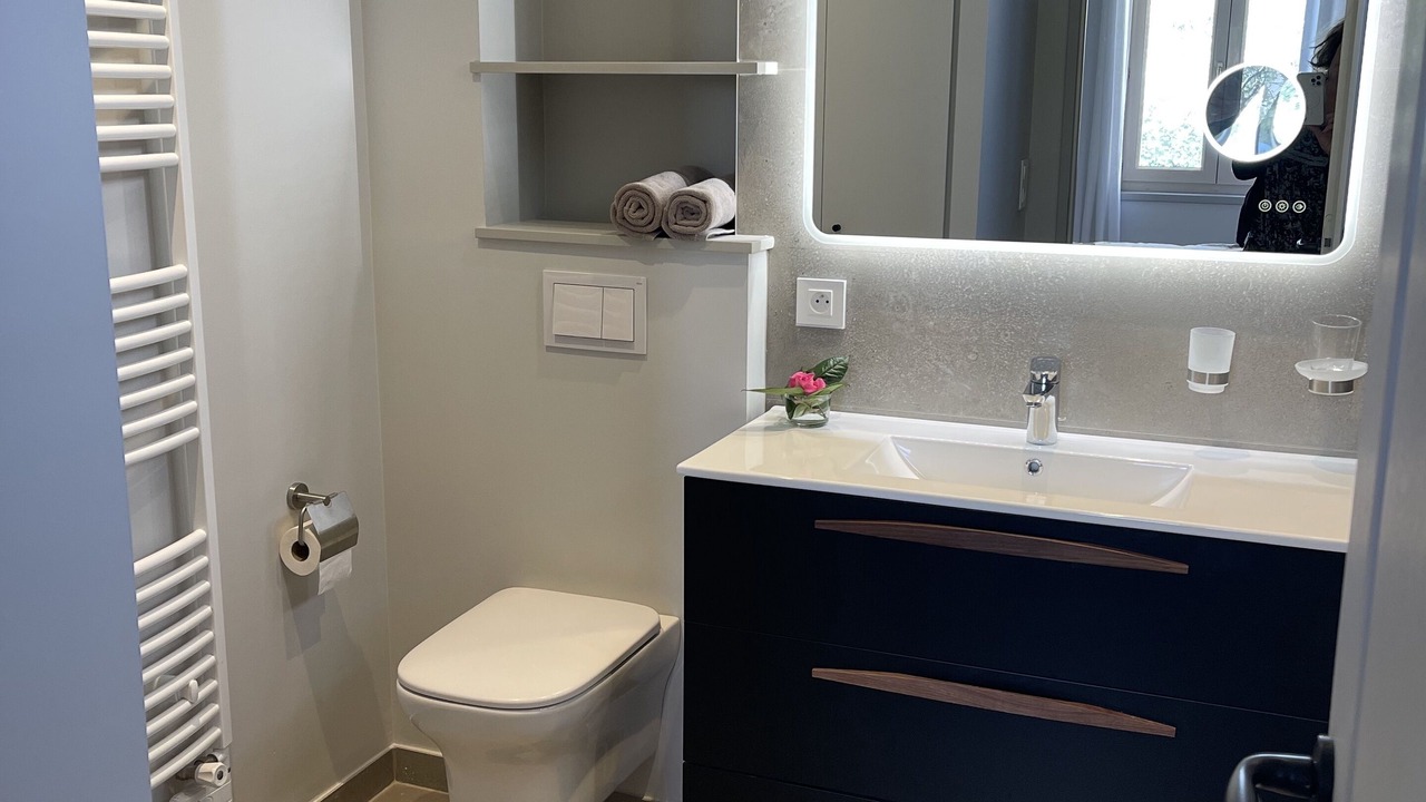 Photo of Bathroom in Saint-Palais-sur-Mer