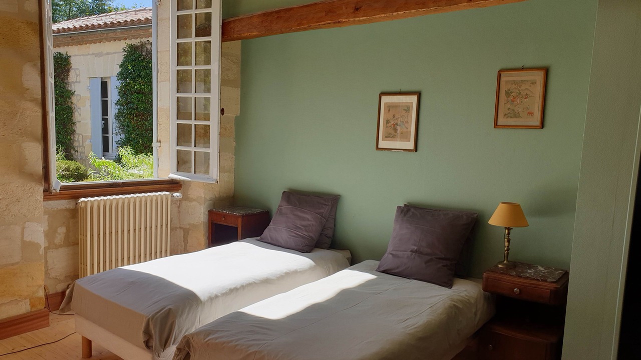 Photo of Bedroom in Labarde