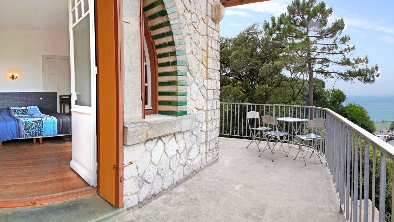 Photo of Patio Balcony in Saint-Palais-sur-Mer
