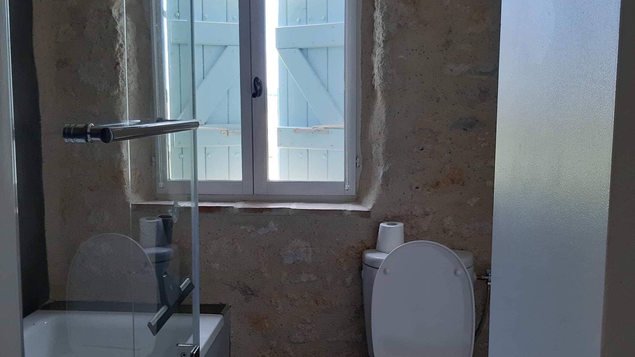Photo of Bathroom in Moncrabeau