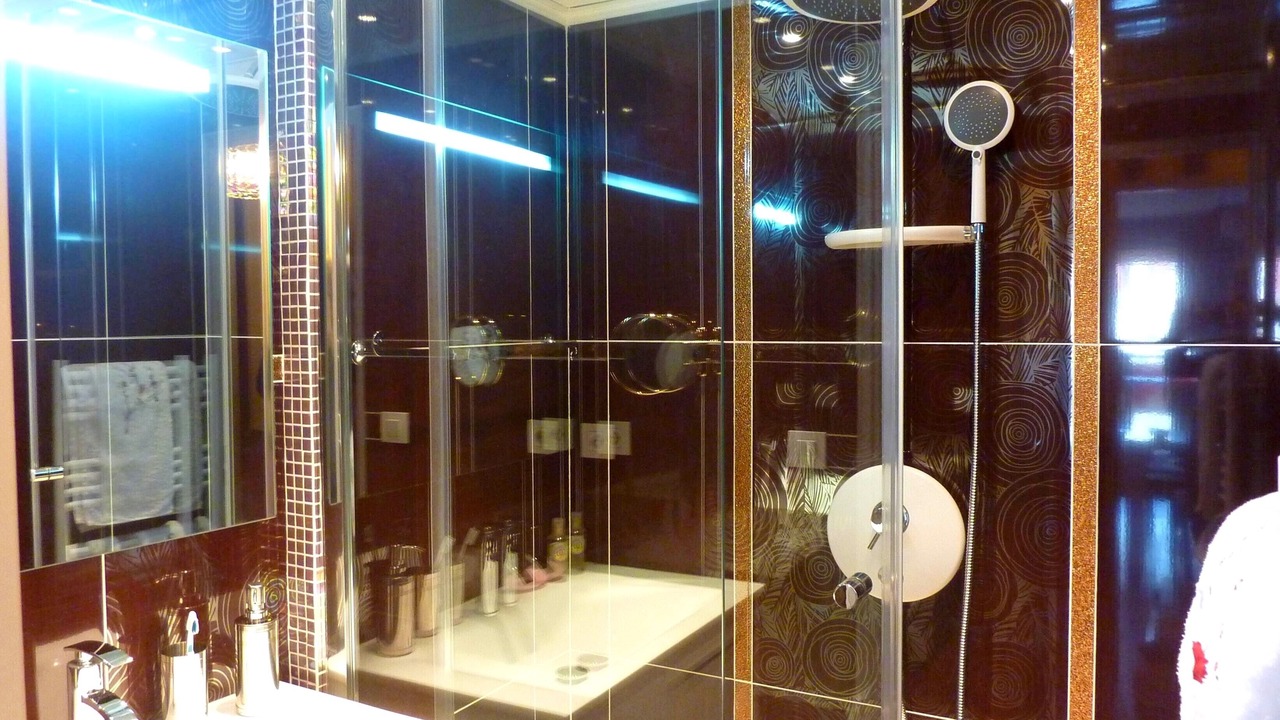 Photo of Bathroom in Cannes City Centre