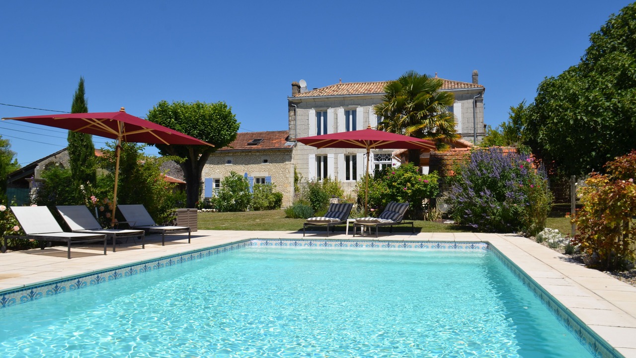 Photo of Outdoor in Saint-Thomas-de-Conac