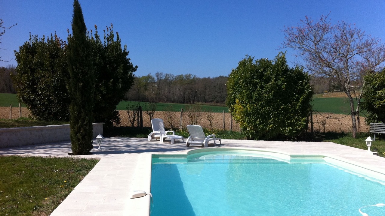 Photo of Outdoor in Bessac