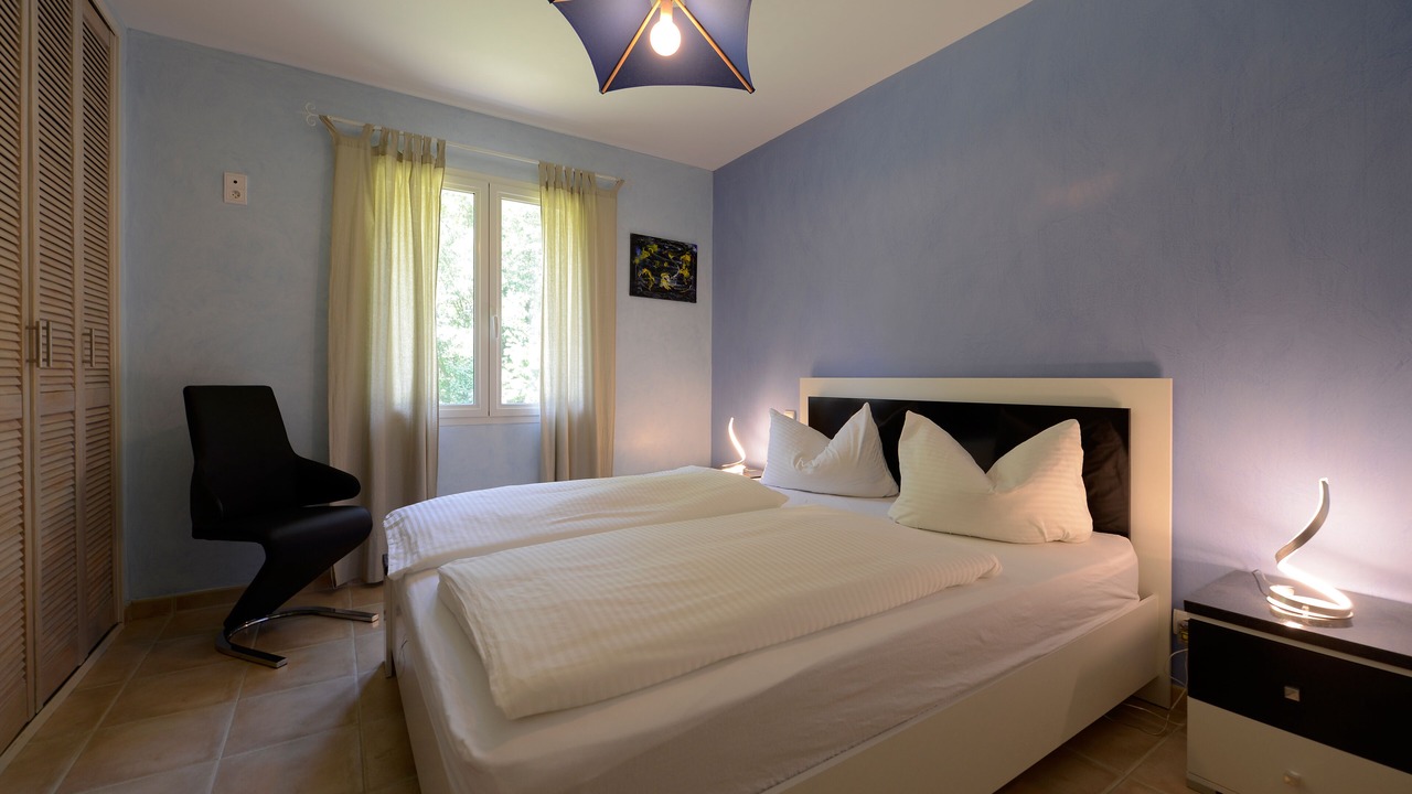 Photo of Bedroom in Beaumont-du-Perigord