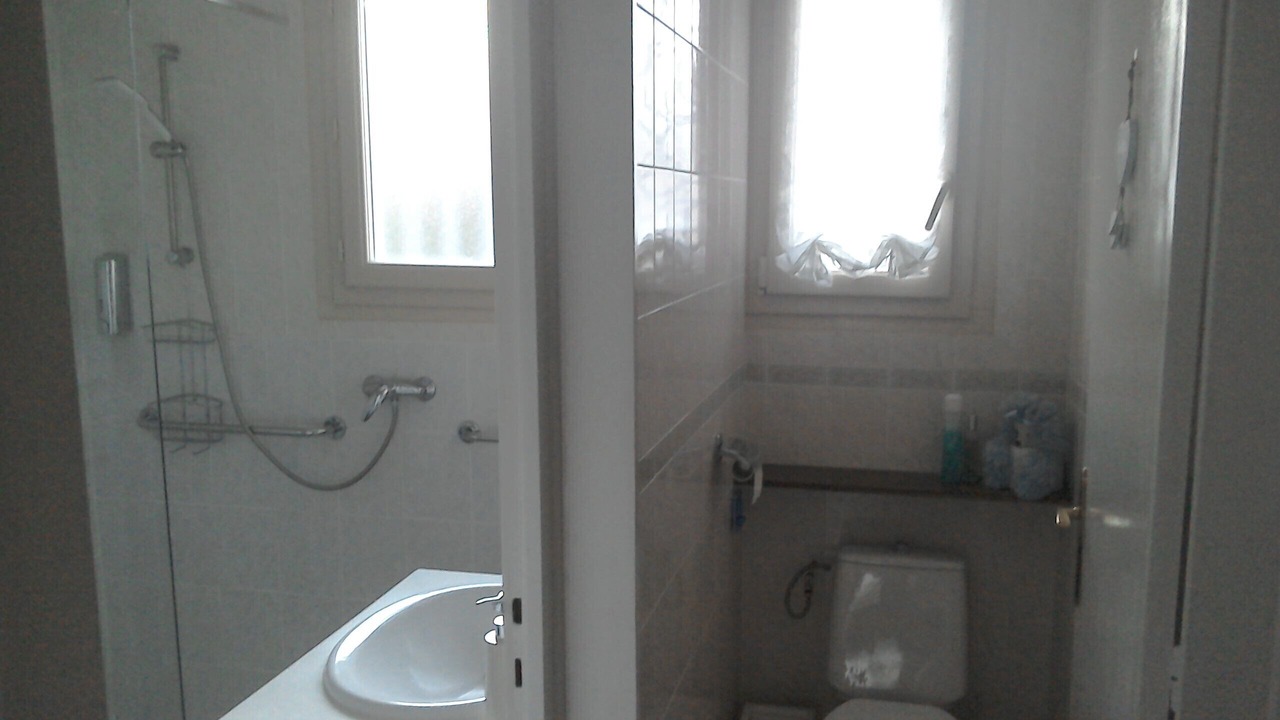Photo of Bathroom in Cahuzac