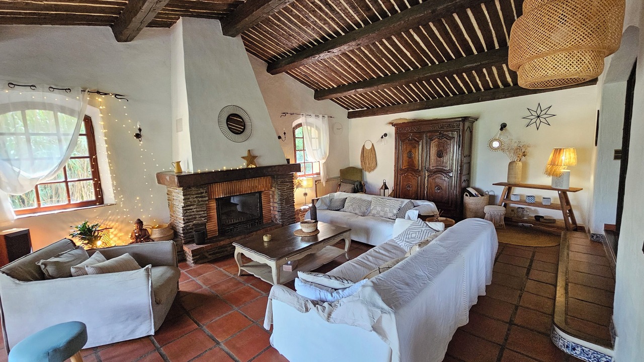 Photo of Livingroom in Le Revest-les-Eaux
