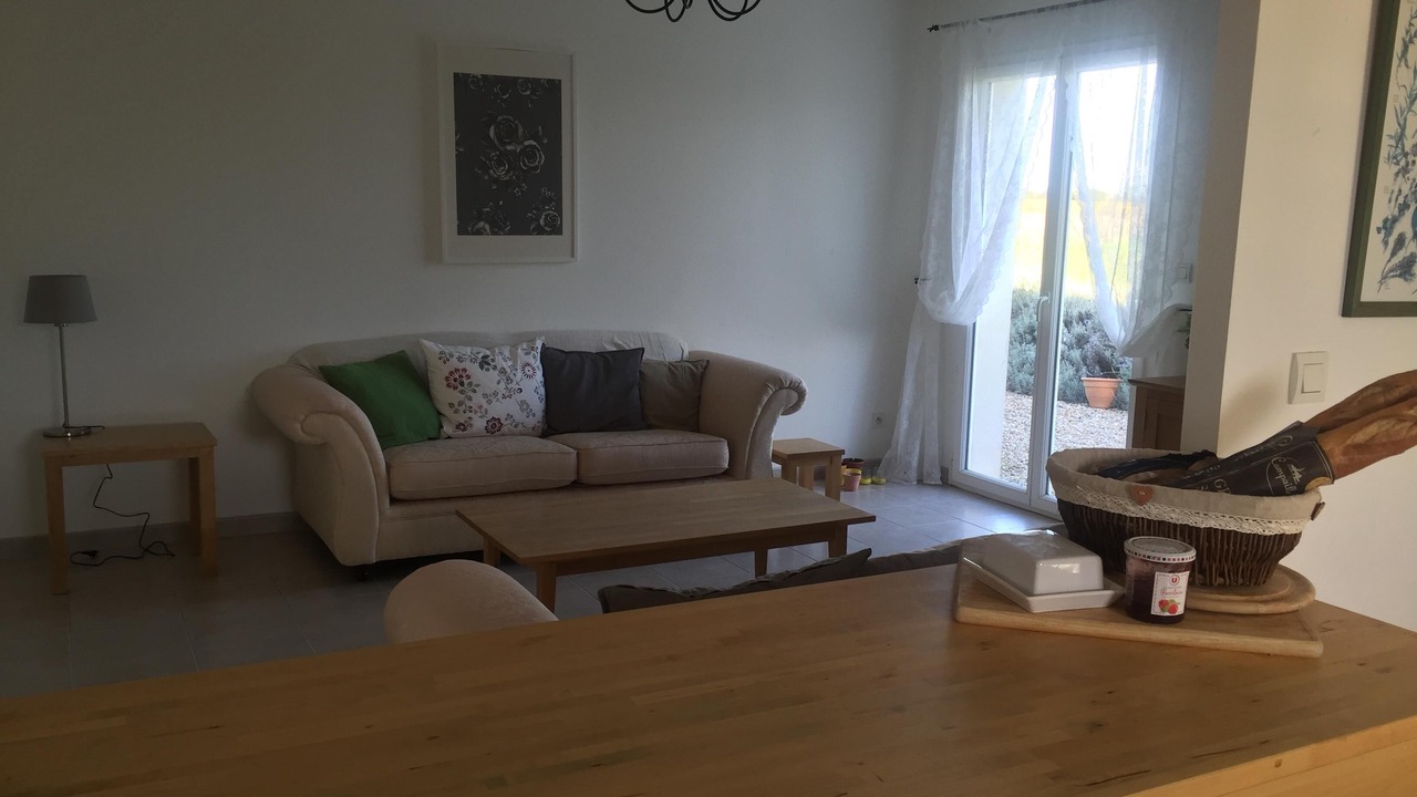 Photo of Livingroom in Mortagne-sur-Gironde