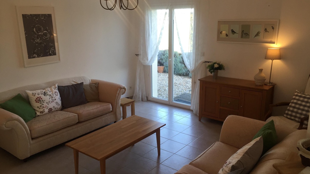 Photo of Livingroom in Mortagne-sur-Gironde