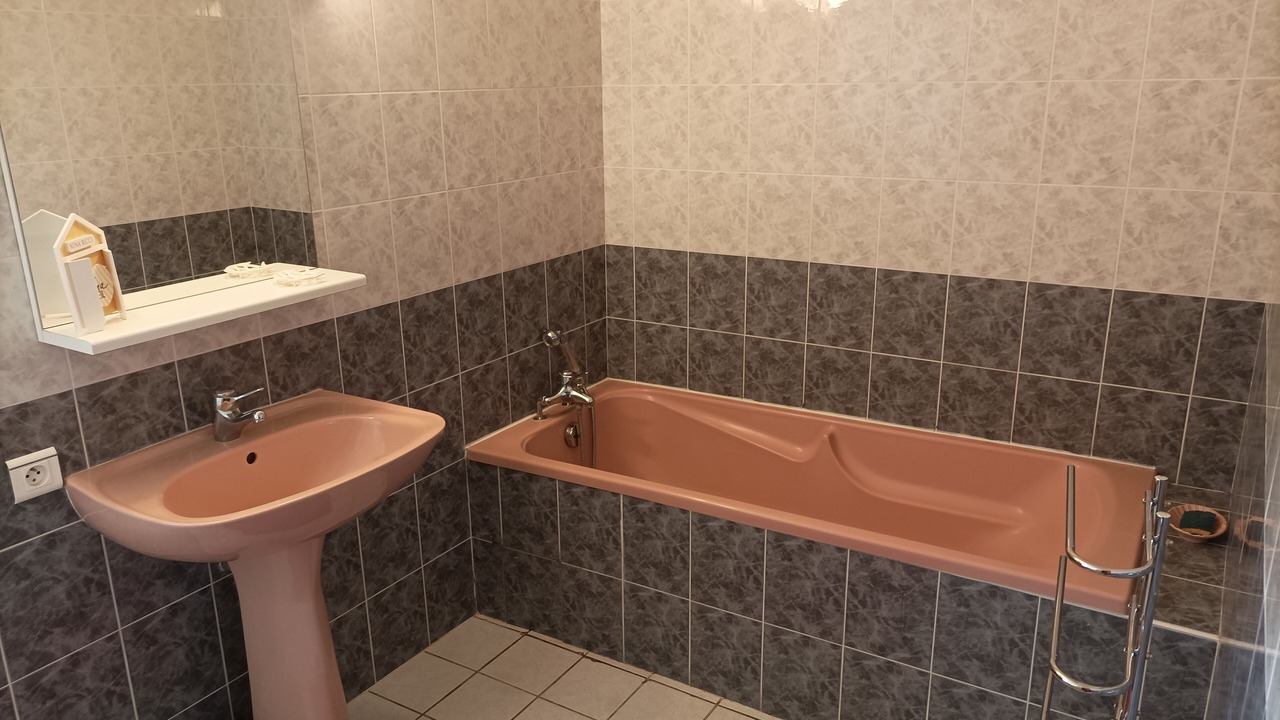 Photo of Bathroom in Valojoulx