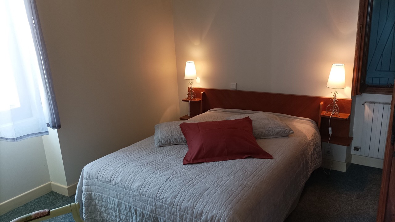 Photo of Bedroom in Valojoulx