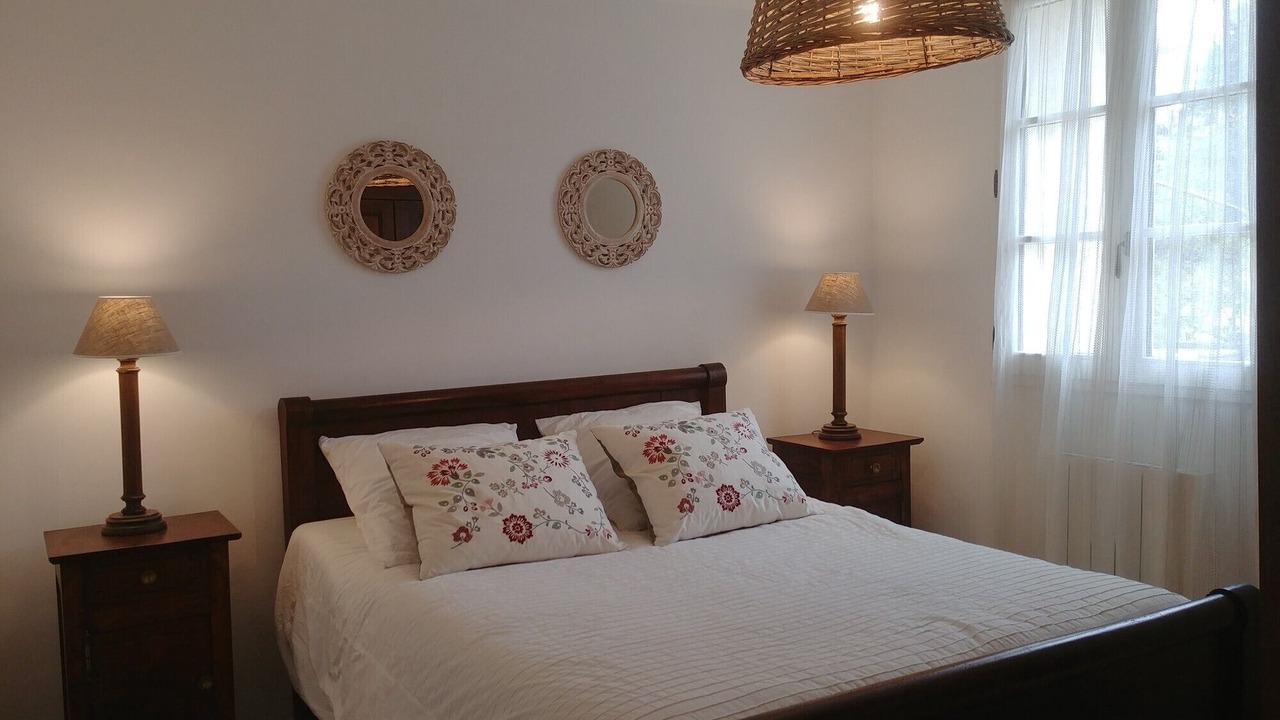 Photo of Bedroom in Esparron-de-Verdon
