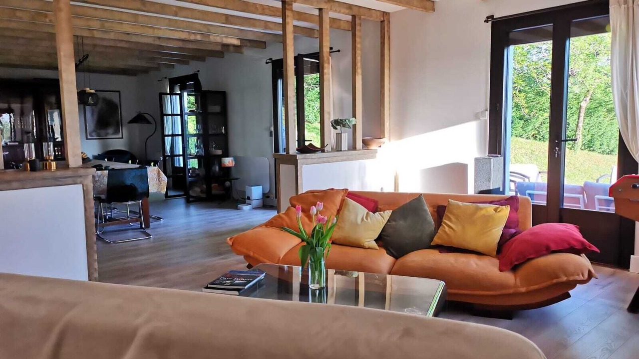 Photo of Livingroom in Souraide