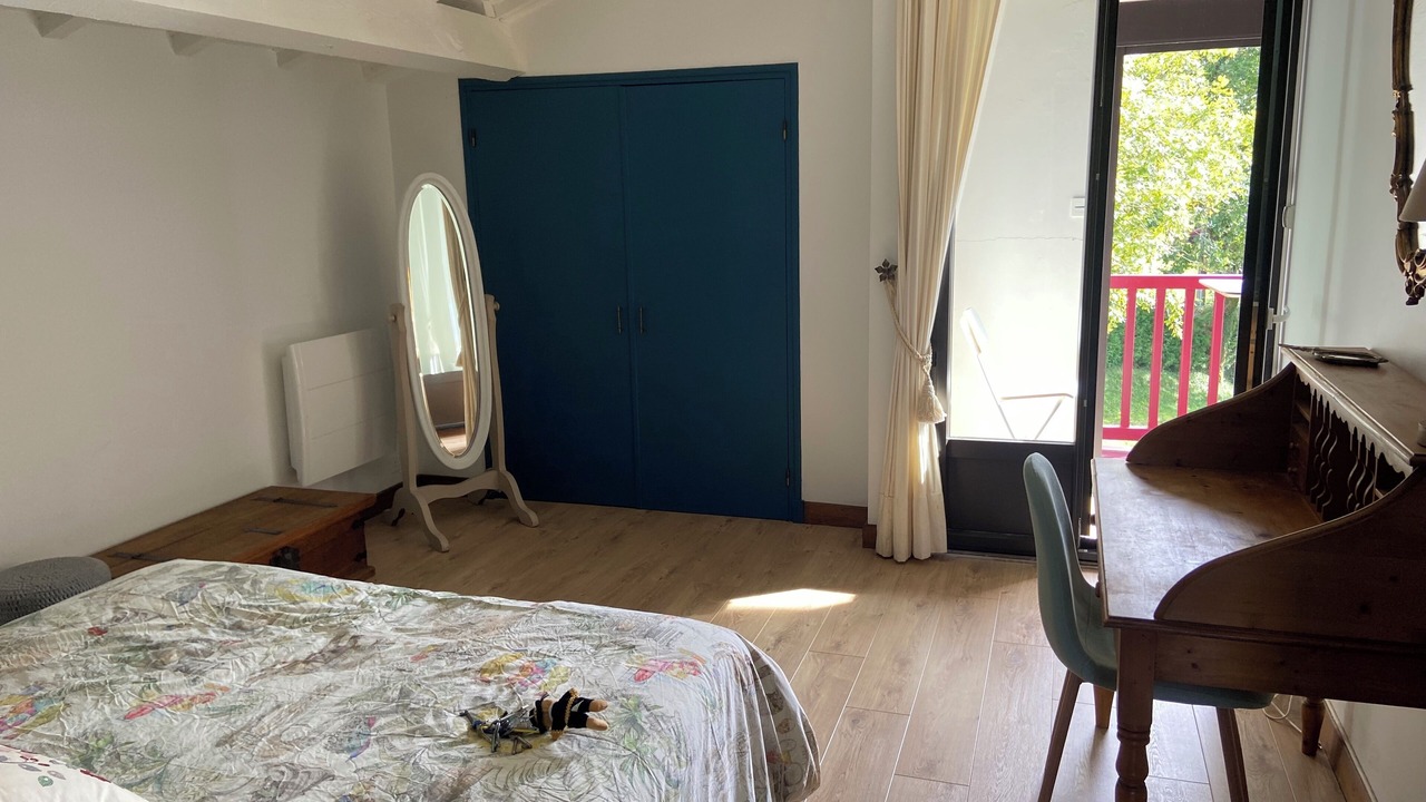 Photo of Bedroom in Souraide