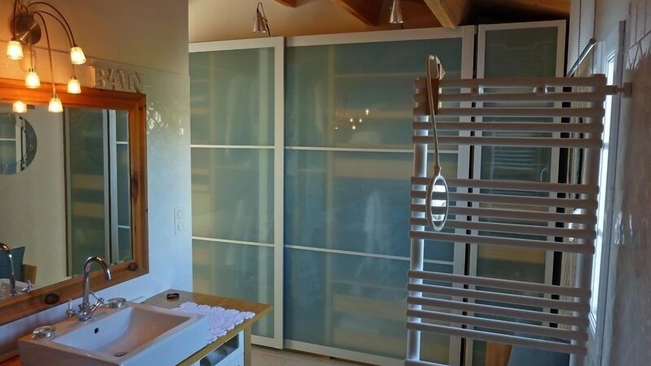 Photo of Bathroom in Saint-Denis-d'Oleron