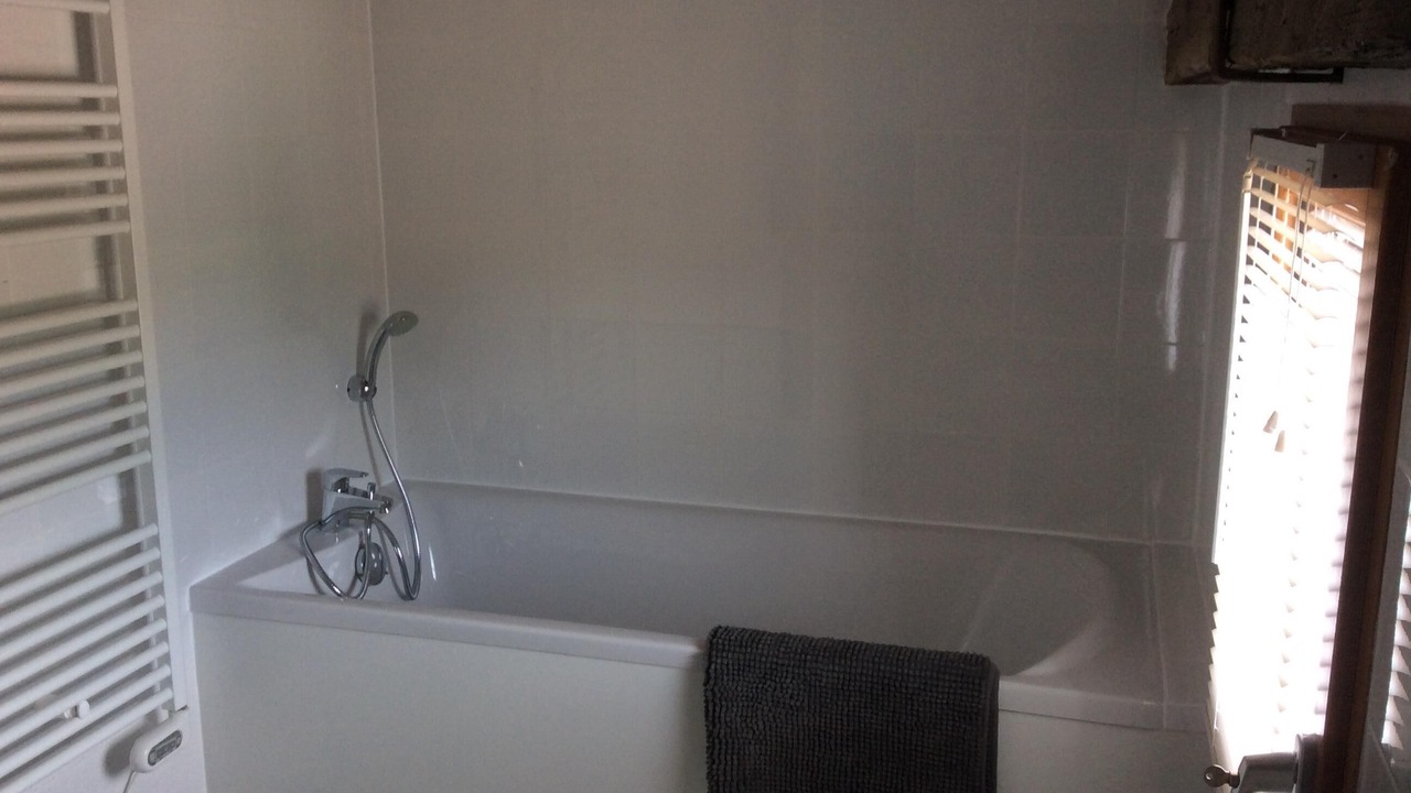 Photo of Bathroom in Saint-Martin-de-Gurson