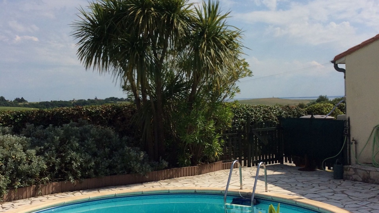 Photo of Outdoor in Floirac