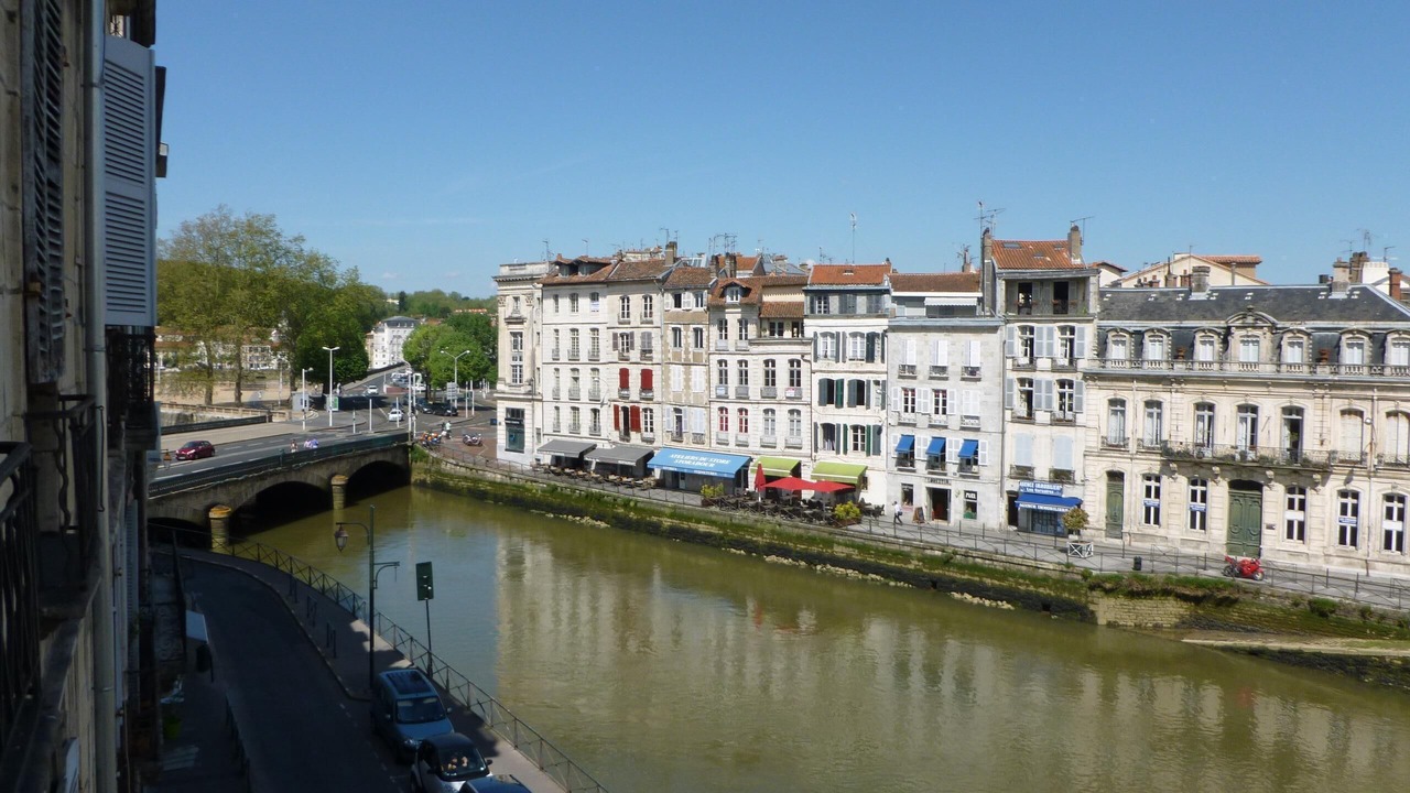Photo of Others in Bayonne